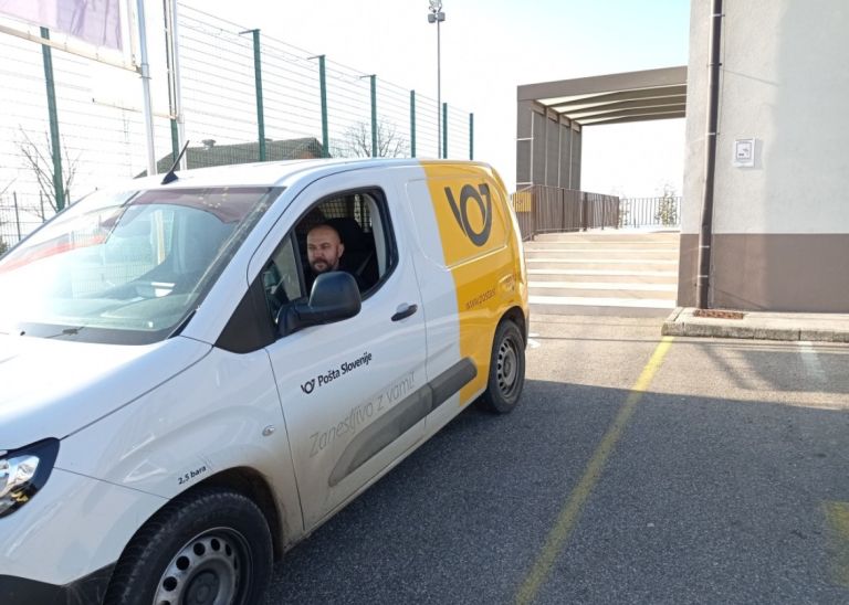 Pošta v Artičah je zaprta.