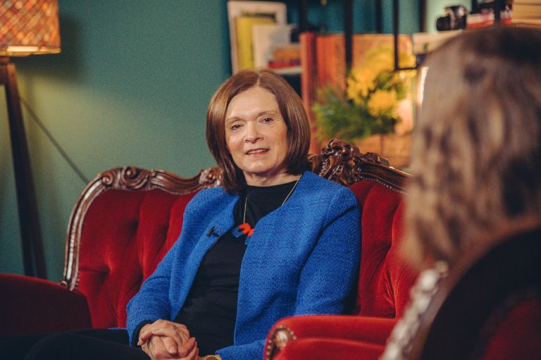 kavč, podkast, podcast, vera-markoja, županja-občine-črenšovci