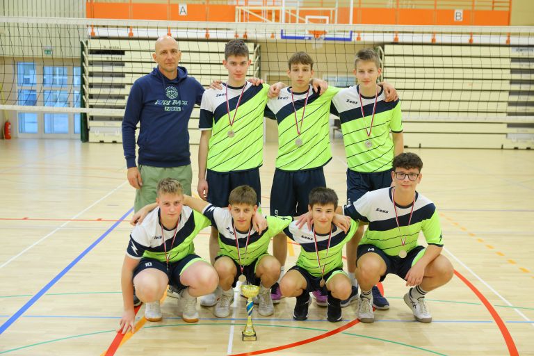 Odbojka_MT_st_učenci_OŠ Cirkovce.JPG