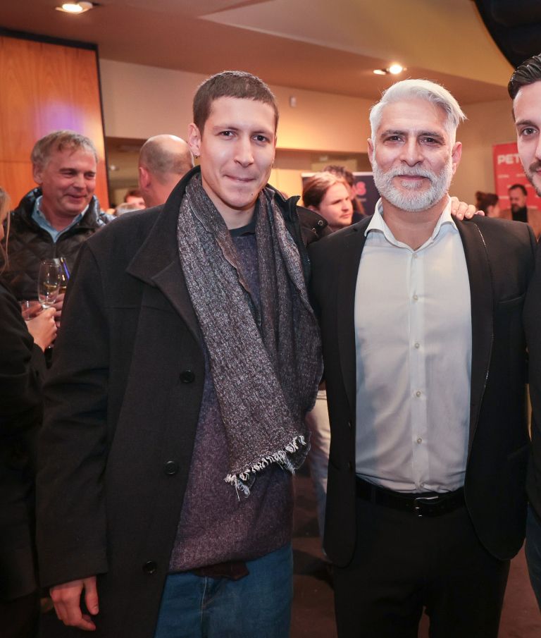 Mark Jacob, Sebastian Cavazza