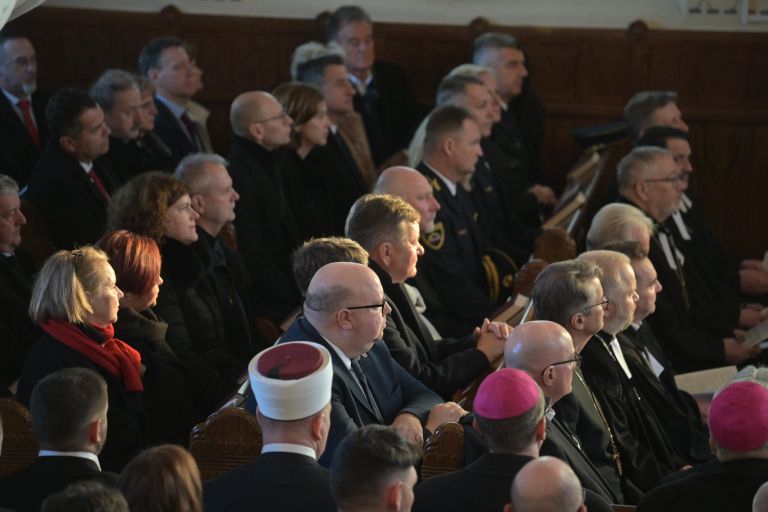 umestitev-škofa-aleksandra-erniše, aleksander-erniša, puconci-2025, evangeličanski-škof