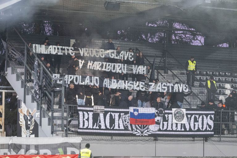 mura, maribor, 1snl, gledalci