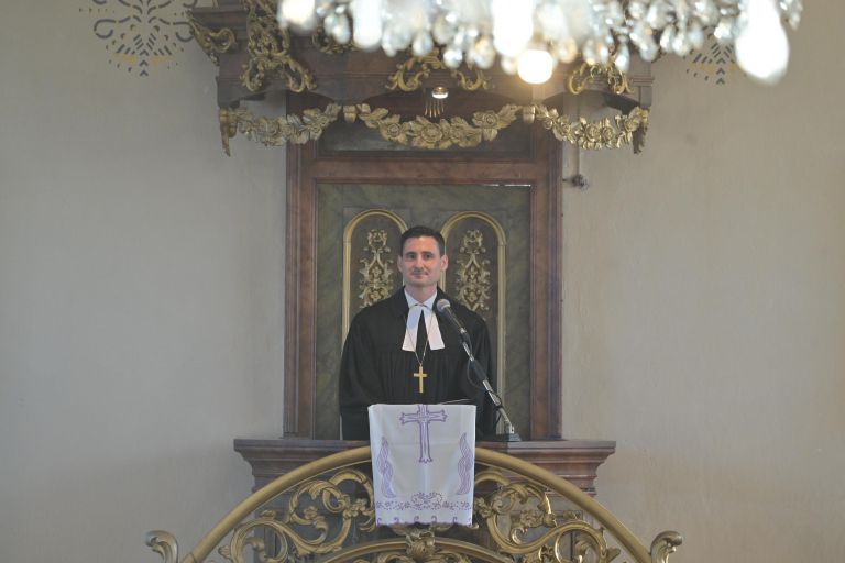 umestitev-škofa-aleksandra-erniše, aleksander-erniša, puconci-2025, evangeličanski-škof