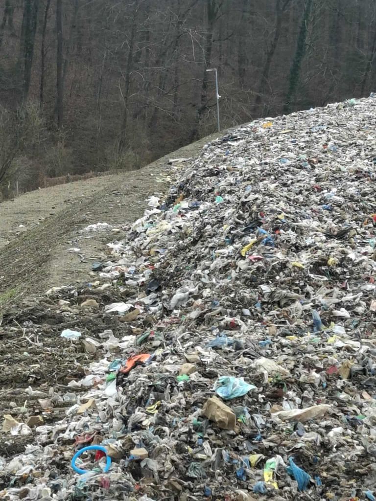 tuncovec, deponija, smeti, odpadki, smrad