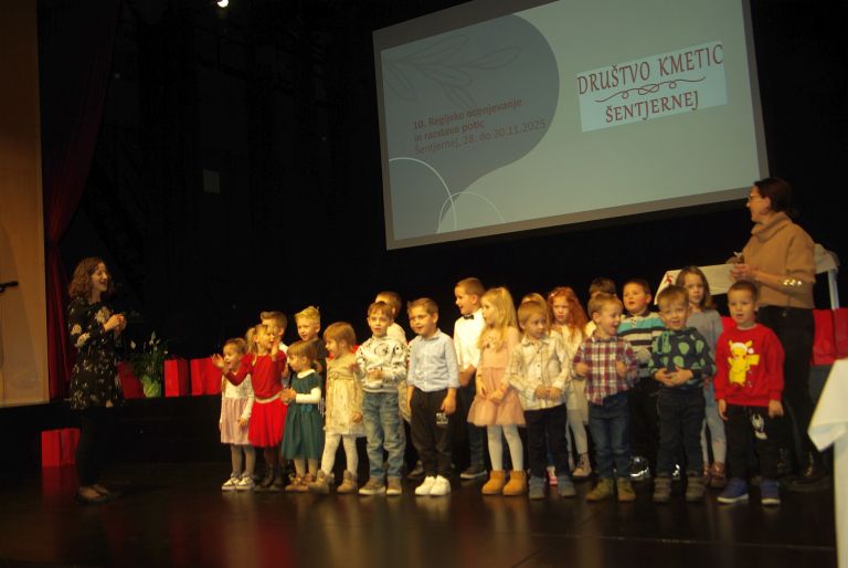 sentjernej, ocenjevanje-potic, drustvo-kmetic