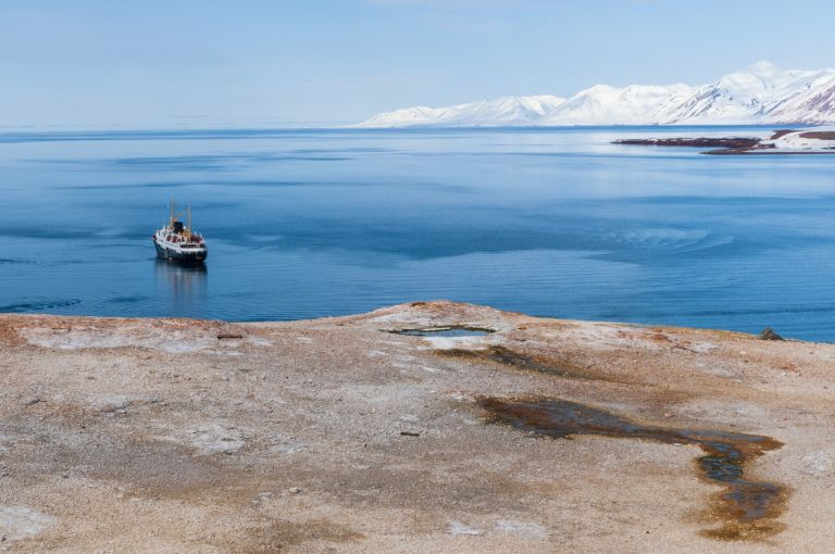 svalbard, longyearbyen