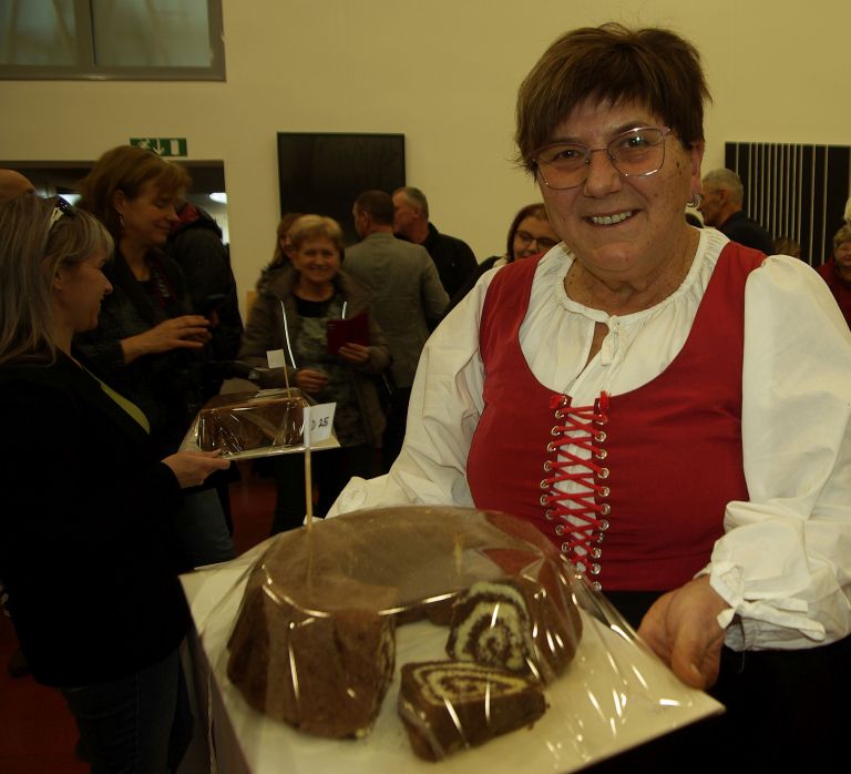 sentjernej, ocenjevanje-potic, drustvo-kmetic