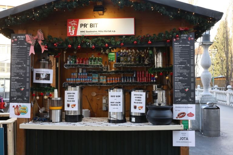 ljubljanske praznične stojnice3.jpg