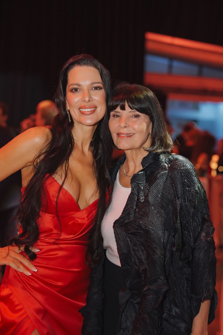 IRIS MULEJ NINA GAZIBAR danes - mdo.jpg