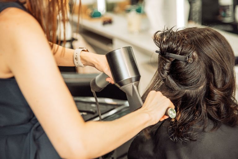 Feathered ali pernati paž.jpg