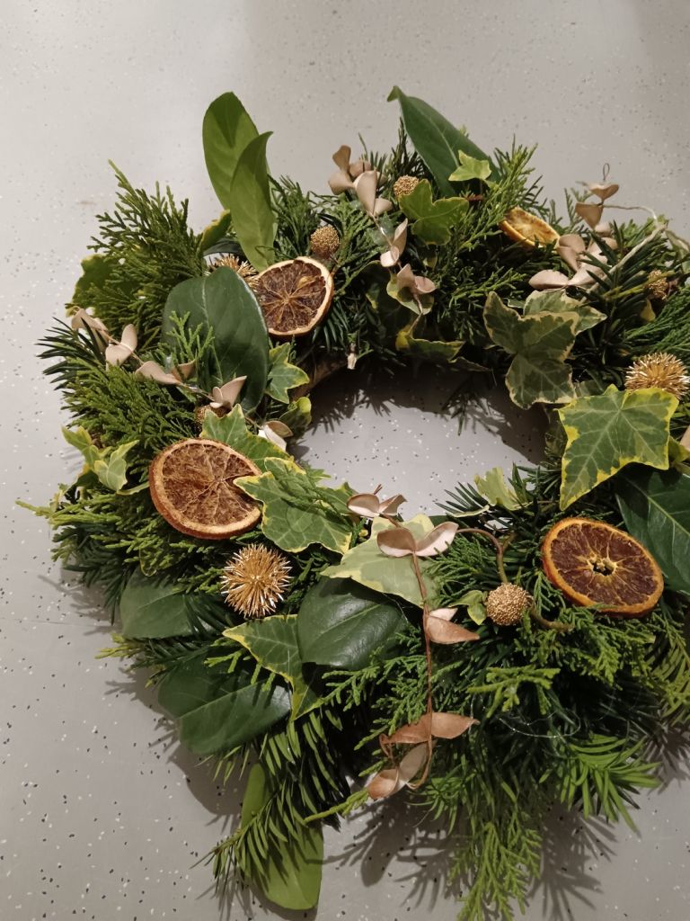 knjiznica-brezice, advent, delavnica