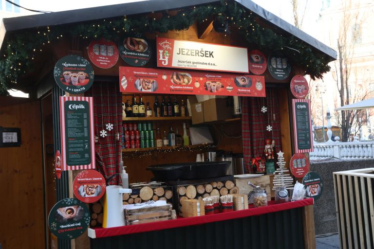 ljubljanske praznične stojnice4.jpg