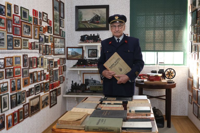 muzej-juzne-zeleznice, sentjur, mihael-bucar, dediscina, zeleznica