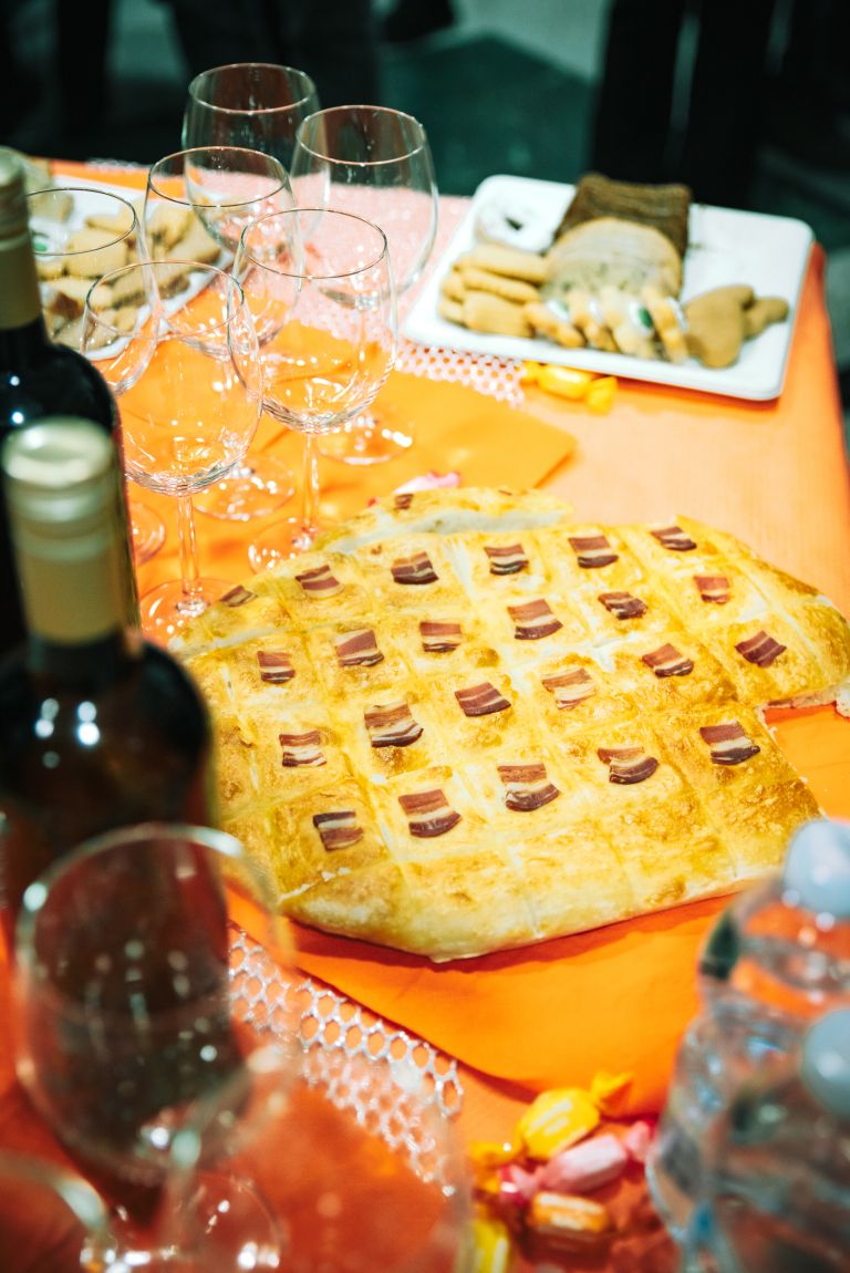 Tradicionalna belokranjska gostoljubnost.jpg