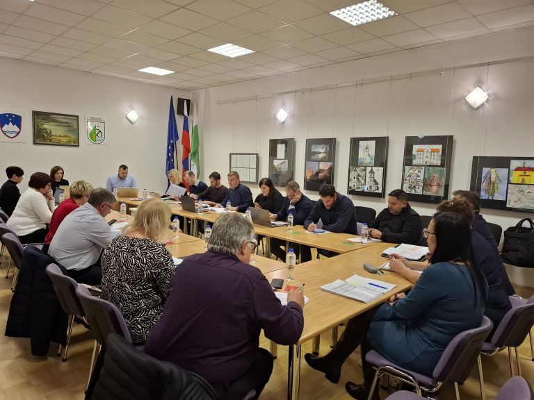 crensovci, seja, obcinski-svet