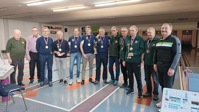 Zmagovalne ekipe.jpg