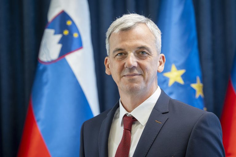 UV portret Danijel-Levicar.jpg