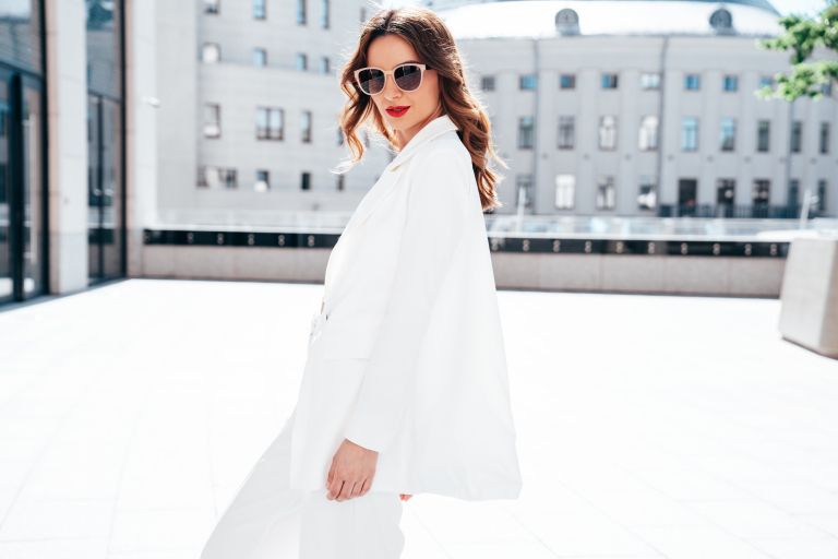 Cloud Dancer, naravno bela.jpg