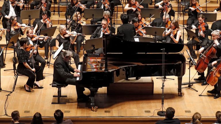 KRITIKA Kromatika 3, foto arhiv RTVSlovenija.JPG