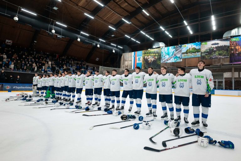 slovenija u20.jpg