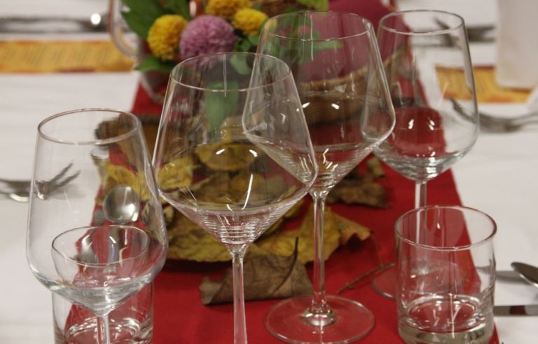 S čim napolniti kozarce za praznike?