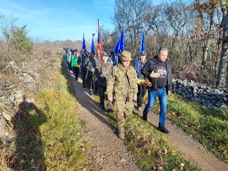 castniki, pohod, soska-fronta