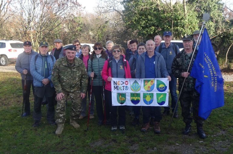 24-pohodu-po-poteh-soske-fronte