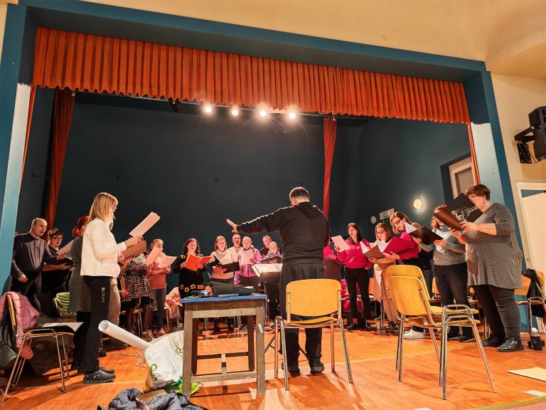 zbor-musica-beatisima-lumina, mitja-bervar, glasba, koncer, projektni-zbor, ikc-sentjur