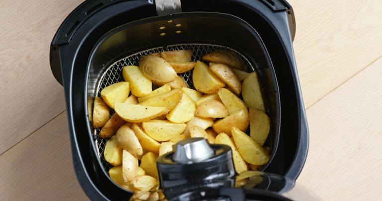 airfryer, cvrtnik-na-vroc-zrak, ciscenje