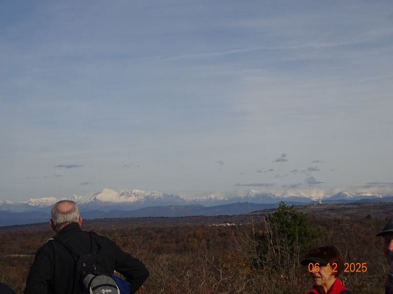 24-pohodu-po-poteh-soske-fronte