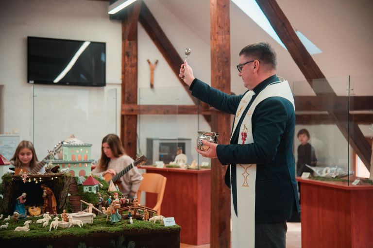 17.-razstava-slovenskih-jaslic, franc-nedeljko, center-duo-veržej