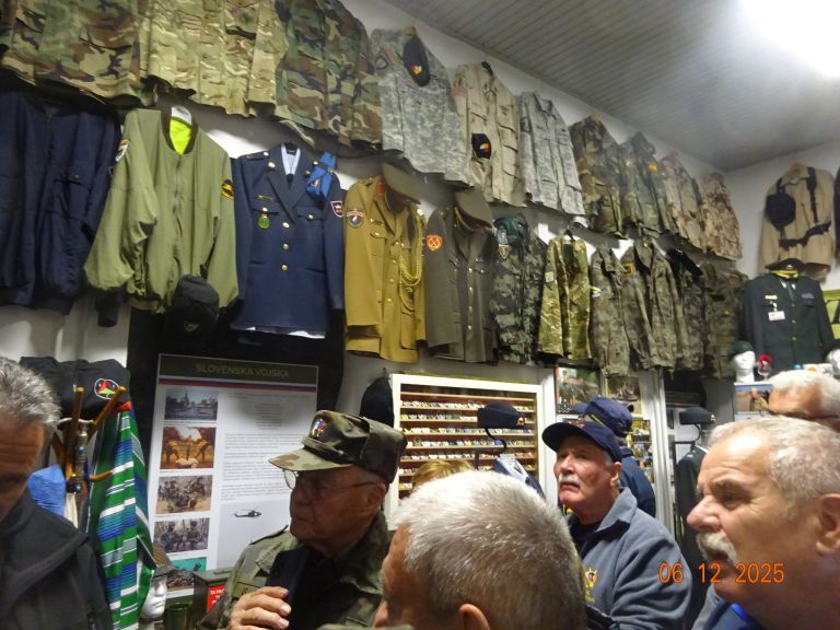 24-pohodu-po-poteh-soske-fronte