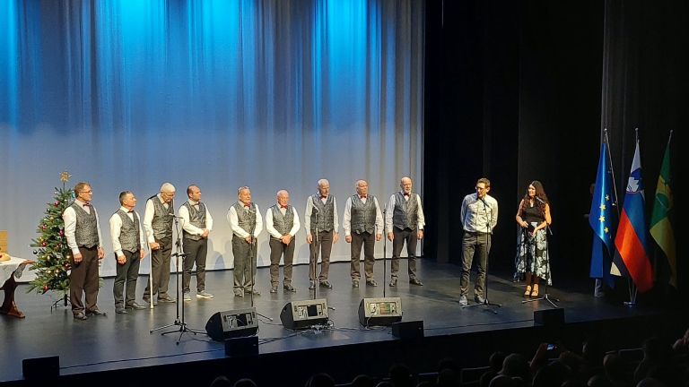 miklavzev-koncert, skocjan, ljudski-pevci, fantje-z-vasi