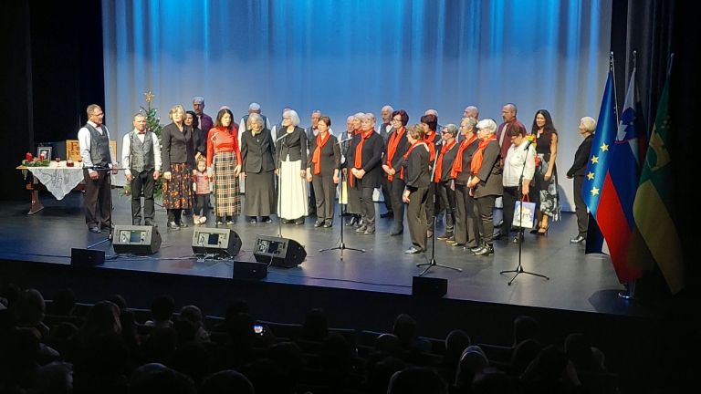 miklavzev-koncert, skocjan, ljudski-pevci, fantje-z-vasi