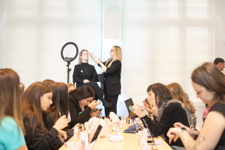 andragoski-center-slovenije, lahkosi