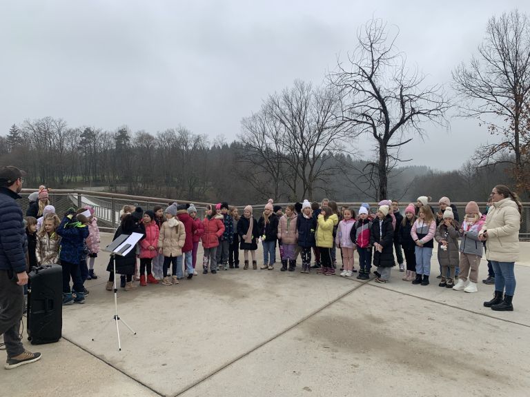 srecanje-pevskih-zborov