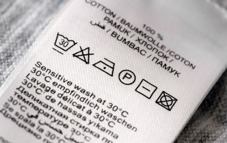 etiketa, oznake-oblacila