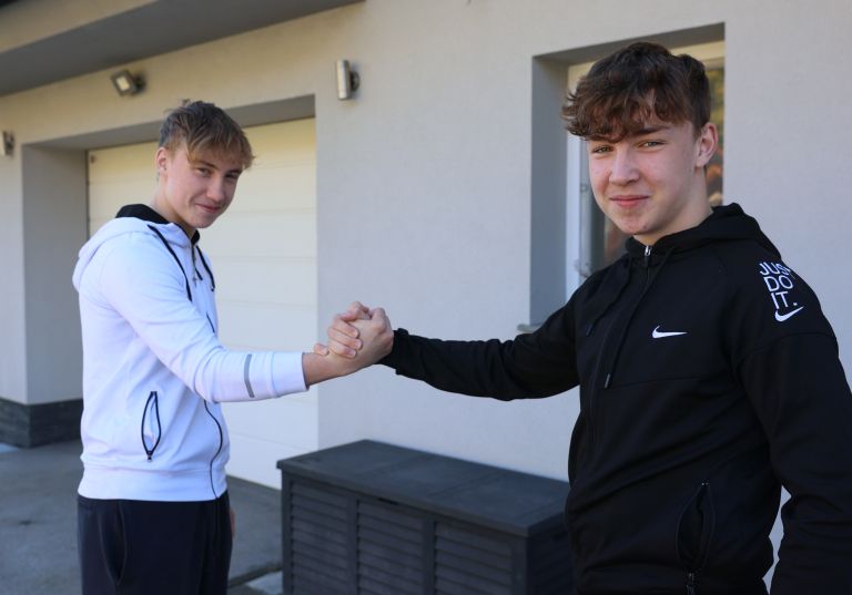 zupan-jakob, anita-krumpak-zupan, rogaska-slatina, operacija, zdravljenje, kolk