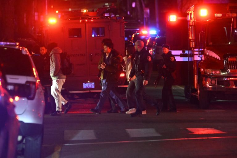 univerza-brown-streljanje