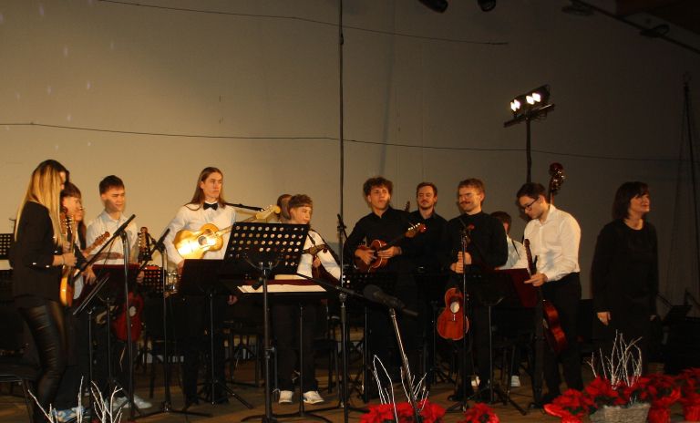 koncert-glasbene-sole-brezice-2025, zbori-glasbene-sole-brezice, orkestri-glasbene-sole-brezice, dragutin-krizanic
