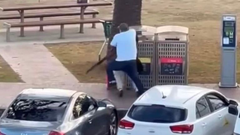 bondi beach napadalec ahmed.jpg