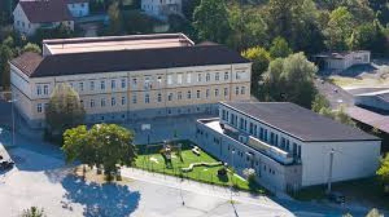 OŠ Tone Okrogar Zagorje.jpg