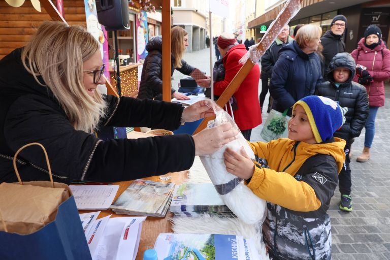 kolosrece-novitednik-in-radio-celje, kolo-srece