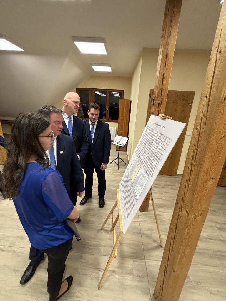 avgust-pavel, gornji-senik, zsm, pisk