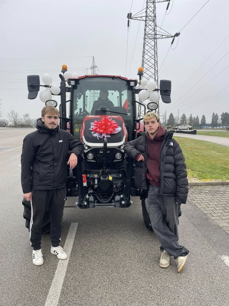 biotehniska-sola-rakican, traktor