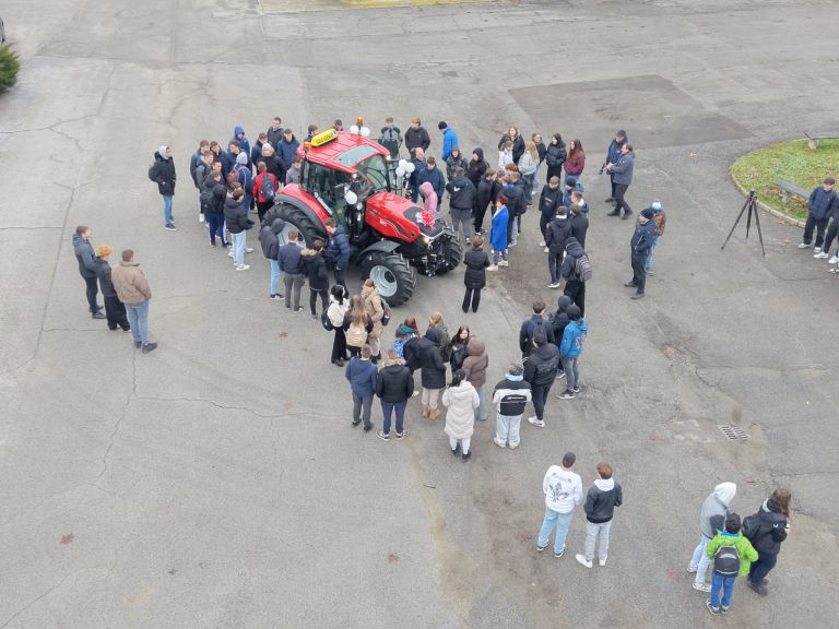 biotehniska-sola-rakican, traktor