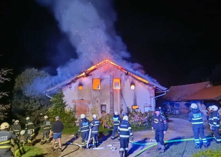 druzina-skok, pozar, radio1, pomoc