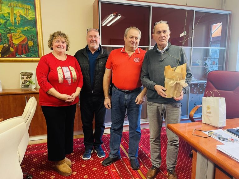 čebelarji konjice.jpeg