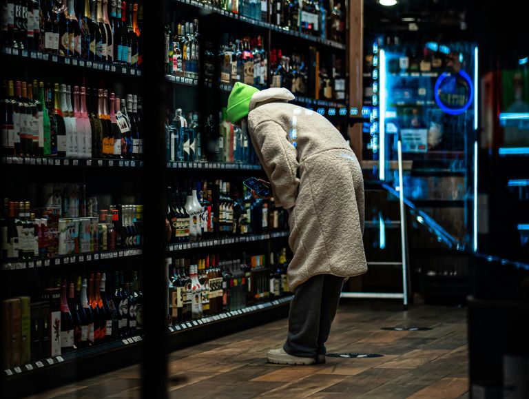 alkohol, pitje, dostop, trgovina