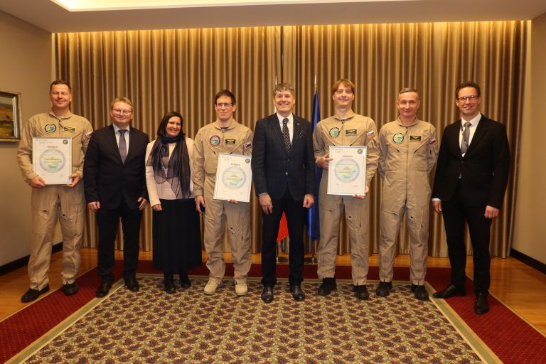 piloti air tractor.jpg